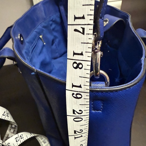 Blue Banana Republic purse - Picture 12 of 12